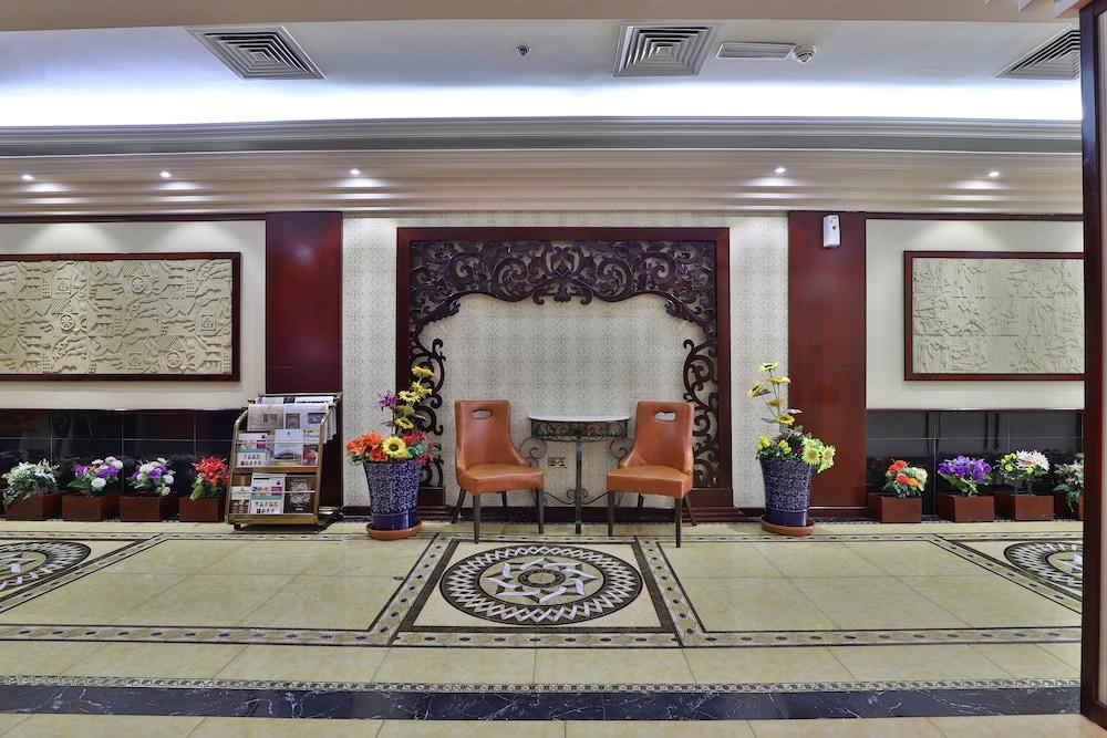 Palette Phoenix Hotel Dubai Bagian luar foto