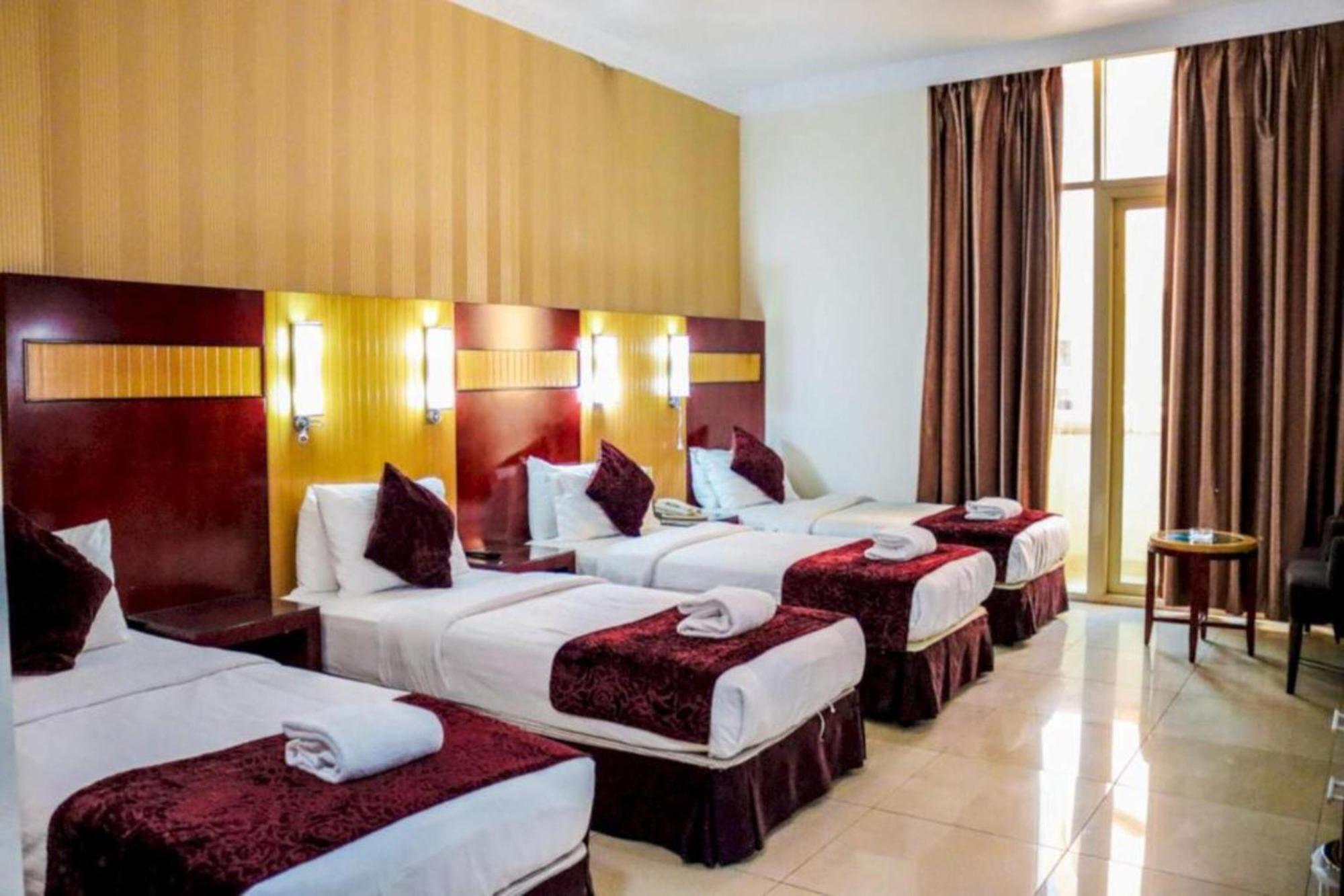 Palette Phoenix Hotel Dubai Bagian luar foto