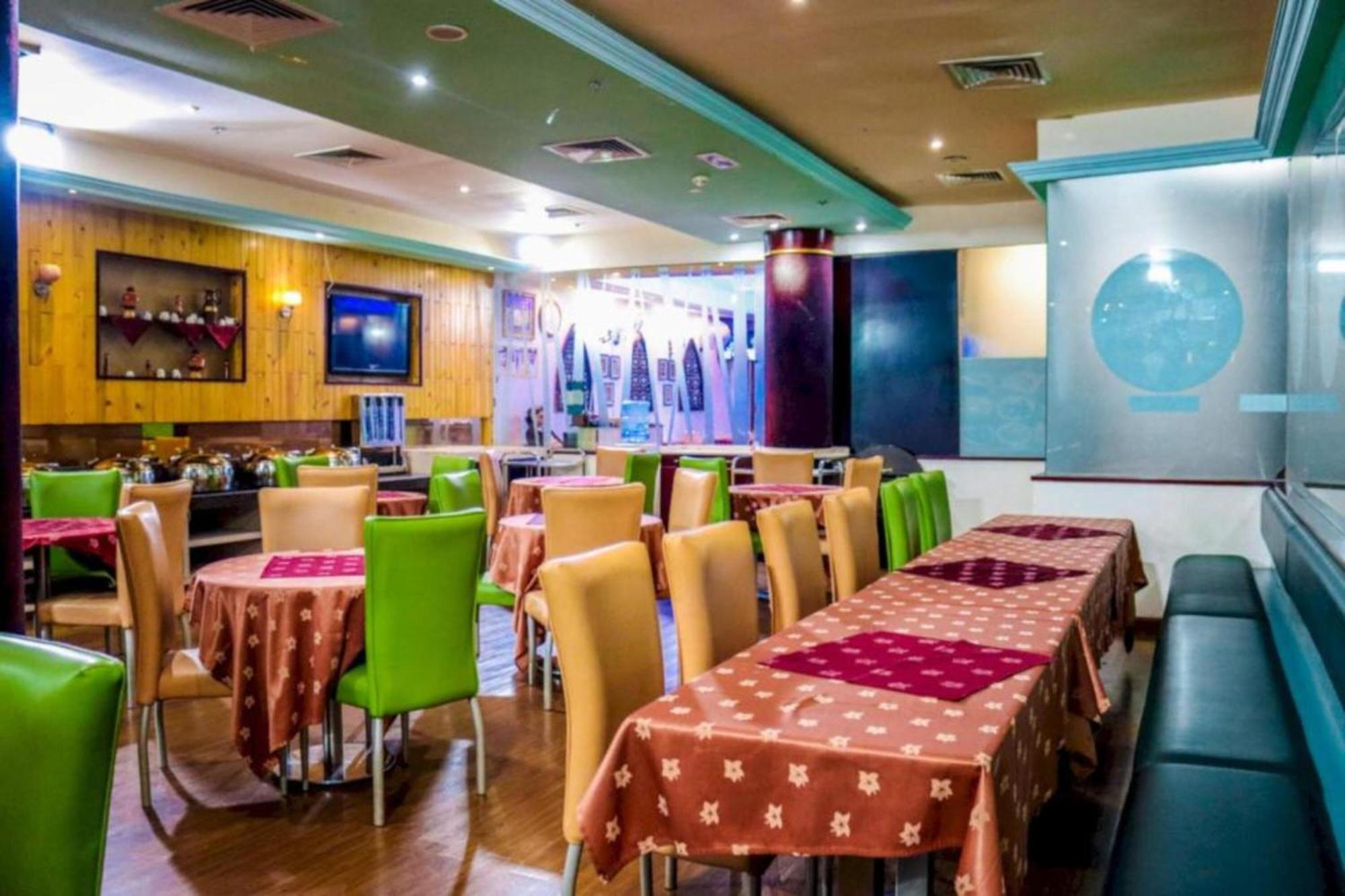 Palette Phoenix Hotel Dubai Bagian luar foto