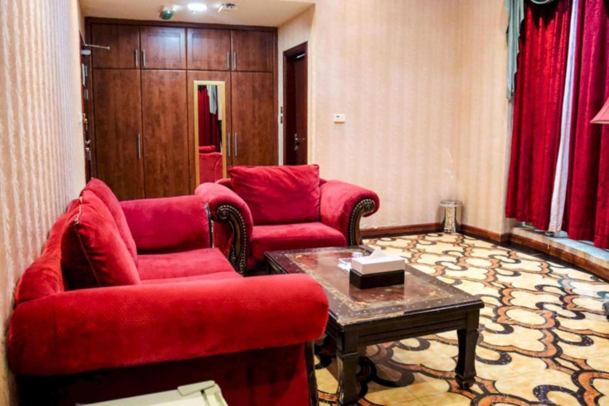 Palette Phoenix Hotel Dubai Bagian luar foto