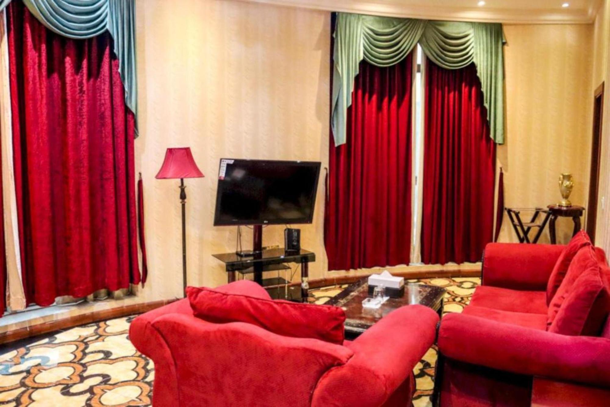 Palette Phoenix Hotel Dubai Bagian luar foto