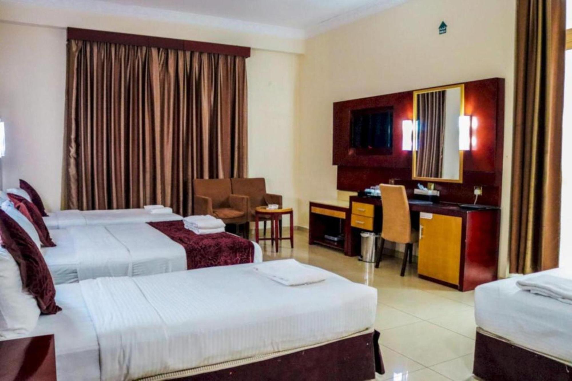 Palette Phoenix Hotel Dubai Bagian luar foto